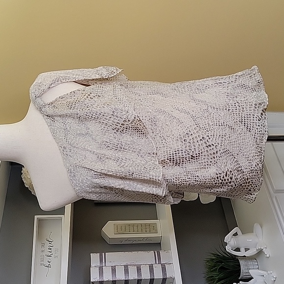 WHBM  Beige Tan Tiered One Shoulder Top - Picture 1 of 8